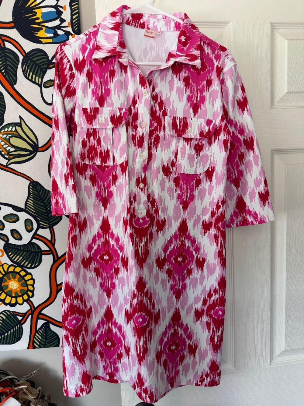 VINTAGE… 60’S HIP STYLE, IKAT SHIFT DRESS IN REDS AND PINKS